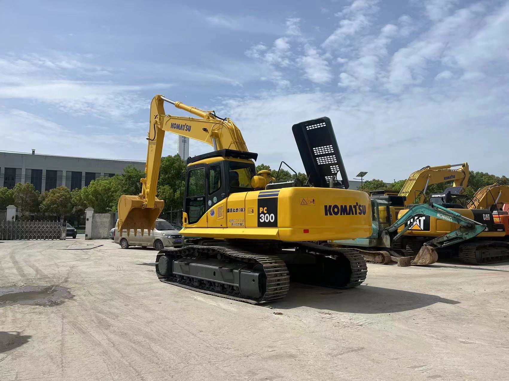 Large Equipment Earthmoving Engineering Machinery 30 Tons of Japan Komatsu  PC300-8 PC300 Used Excavator Cheap Sale - Used Excavator, Komatsu PC300 |  Made-in-China.com, image size:1702x1276